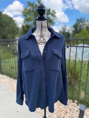 aerie Navy Textured Button-Down Shirt